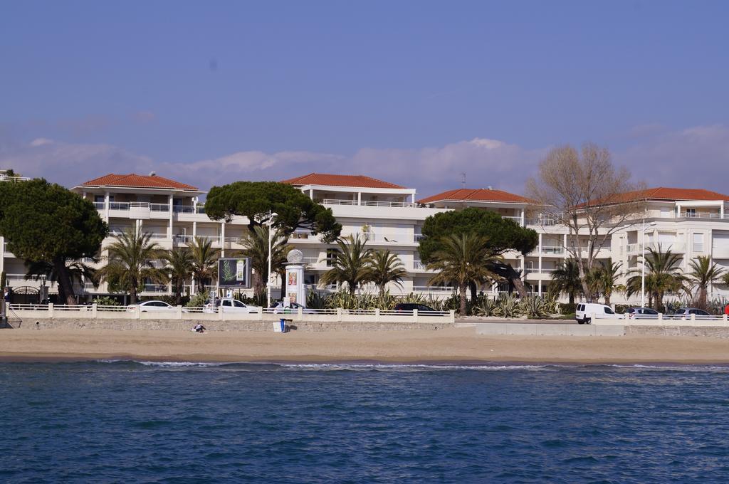 Stunning 2 Bed, 2 Bath Apt On The Cannes Sea Front Has Swimming Pool And Is A Secure Modern Building 464 Bagian luar foto